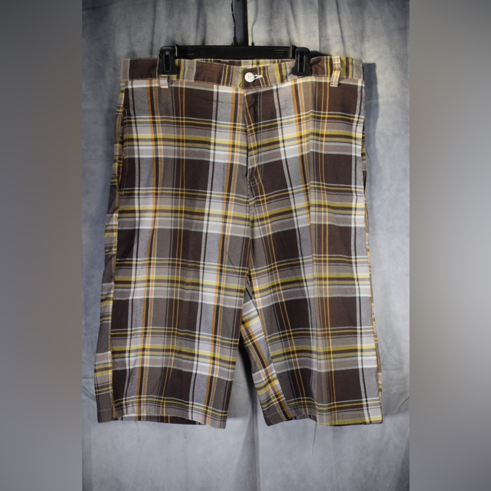 Vintage Bugle Boy Plaid Bermuda 90's Flat Front Shorts Size 38